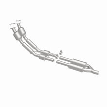 Load image into Gallery viewer, MagnaFlow 2006 Volkswagen Passat 3.6L Direct Fit Converter