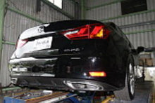 Load image into Gallery viewer, Invidia 12+ Lexus GS350 Q300 Axle-Back Exhaust