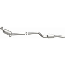 Load image into Gallery viewer, MagnaFlow 2011 C300 V6 3 OEM Underbody Direct Fit Converter