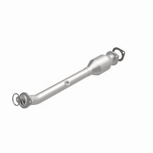 Load image into Gallery viewer, MagnaFlow Direct Fit Catalytic Converter OEM 05-06 Nissan Pathfinder 4.0L