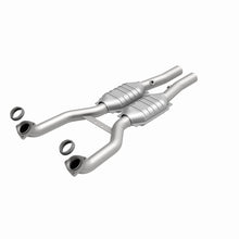 Load image into Gallery viewer, MagnaFlow 97-99 Chevrolet Corvette 5.7L Direct Fit Converter