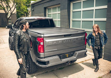 Load image into Gallery viewer, Retrax 24-25 Toyota Tacoma 5ft. Bed Retrax EQ