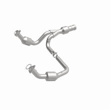 Load image into Gallery viewer, MagnaFlow 11-15 GMC Yukon 6.2L Direct Fit Converter