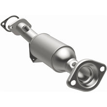 Load image into Gallery viewer, MagnaFlow 10-11 Soul 1.6L Underbody Direct Fit Converter