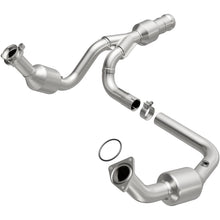 Load image into Gallery viewer, MagnaFlow 11-14 Escalade 6.2 Underbody Direct Fit Converter