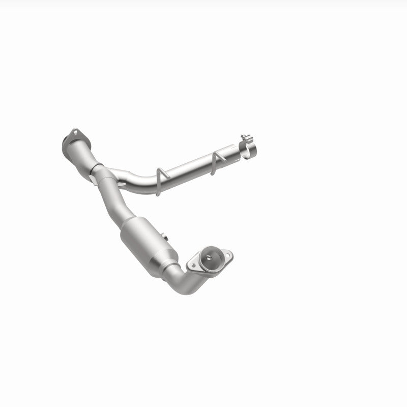 MagnaFlow 05-06 Ford Expedition 5.4L Direct Fit Converter