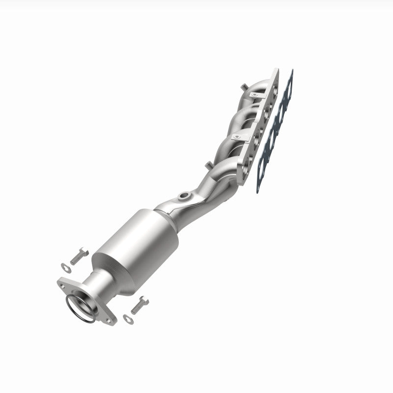MagnaFlow 05-06 Nissan Titan 5.6L Direct Fit Converter