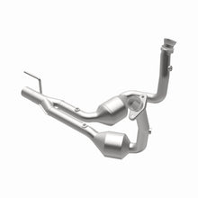 Load image into Gallery viewer, MagnaFlow 2004 Jeep Grand Cherokee 4.7L Direct Fit Converter