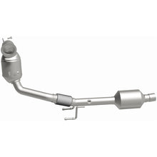 Load image into Gallery viewer, MagnaFlow Direct Fit Catalytic Converter 19-20 Volkswagen Jetta 1.4L Underbody