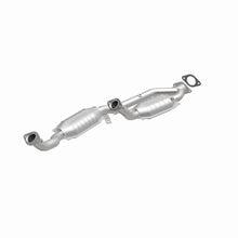 Load image into Gallery viewer, MagnaFlow 99-00 Ford Windstar 3.0L Direct Fit Converter