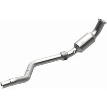 Load image into Gallery viewer, MagnaFlow 06-07 Chrysler 300 2.7L Direct Fit Converter
