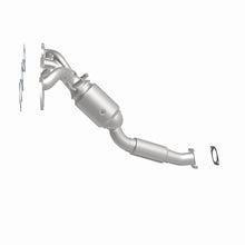 Load image into Gallery viewer, MagnaFlow 08-09 Ford Focus 2.0L Direct Fit Converter