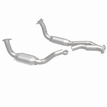 Load image into Gallery viewer, MagnaFlow 2003 Chevrolet SSR 5.3L Direct Fit Converter