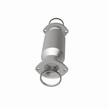 Load image into Gallery viewer, MagnaFlow 93-94 Land Cruiser 4.5 Undby Direct Fit Converter