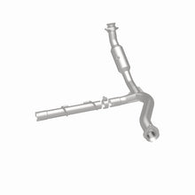 Load image into Gallery viewer, MagnaFlow 07-08 Ford Expedition 5.4L Direct Fit Converter