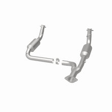 Load image into Gallery viewer, MagnaFlow 2000 Cadillac Escalade 5.7L Direct Fit Converter