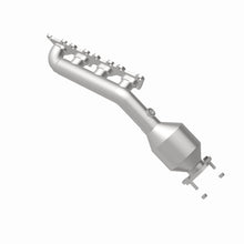 Load image into Gallery viewer, MagnaFlow 2009 Hyundai Genesis 4.6L Direct Fit Converter
