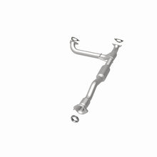 Load image into Gallery viewer, MagnaFlow Direct Fit Catalytic Converter 2015 Colorado 3.6 Underbody
