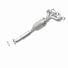Load image into Gallery viewer, MagnaFlow 08-09 Ford Focus 2.0L Direct Fit Converter