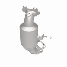 Load image into Gallery viewer, MagnaFlow 14-16 Ram ProMaster 1500/2500/3500 V6 3.6L CARB Compliant Direct Fit Catalytic Converter