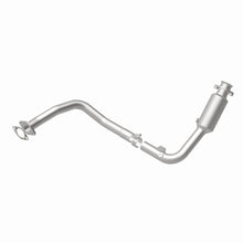 Load image into Gallery viewer, MagnaFlow Direct Fit Catalytic Converter 10-13 Land Rover LR4 V8 5.0L OEM Underbody