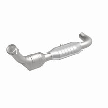 Load image into Gallery viewer, MagnaFlow 99-00 Ford Exped 4.6L Direct Fit Converter