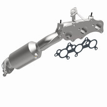 Load image into Gallery viewer, MagnaFlow 2013 FJ Cruiser V6 4 OEM Manifold Direct Fit Converter
