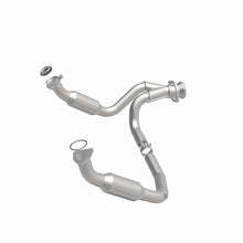 Load image into Gallery viewer, MagnaFlow 09-10 Cadillac Escalade 6.2L Direct Fit Converter