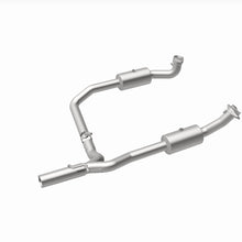 Load image into Gallery viewer, MagnaFlow 09-13 Ford E-350 Super Duty V10 6.8 OEM Underbody Direct Fit Catalytic Converter