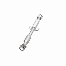 Load image into Gallery viewer, MagnaFlow 14-15 Cadenza 3.3L Underbody Direct Fit Converter