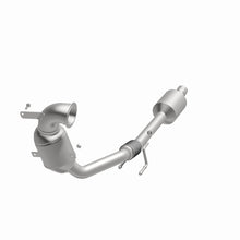 Load image into Gallery viewer, MagnaFlow Direct Fit Catalytic Converter 19-20 Volkswagen Jetta 1.4L Underbody