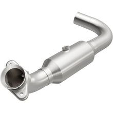 Load image into Gallery viewer, MagnaFlow 07-08 Ford Expedition 5.4L Direct Fit Converter