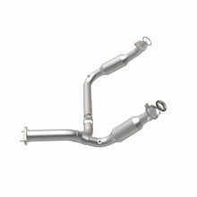 Load image into Gallery viewer, MagnaFlow 07-08 Chevrolet Silverado 1500 4.3L Direct Fit Converter