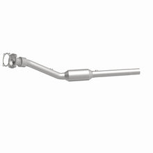 Load image into Gallery viewer, MagnaFlow 99-04 Volkswagen Beetle 1.8L Direct Fit Converter
