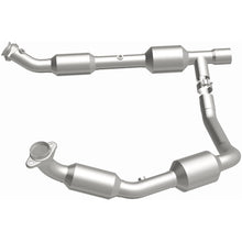 Load image into Gallery viewer, MagnaFlow 05-08 Ford E-350 Super Duty 5.4L Direct Fit Converter