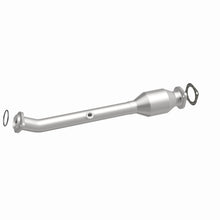 Load image into Gallery viewer, MagnaFlow Direct Fit Catalytic Converter OEM 05-06 Nissan Pathfinder 4.0L