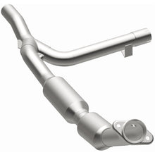 Load image into Gallery viewer, MagnaFlow 02-03 Ford F-150 5.4L Direct Fit Converter