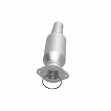 Load image into Gallery viewer, MagnaFlow 05-07 Ford Five Hundred 3.0L Direct Fit Converter