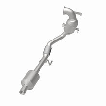 Load image into Gallery viewer, MagnaFlow Direct Fit Catalytic Converter 19-20 Volkswagen Jetta 1.4L Underbody