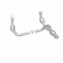 Load image into Gallery viewer, MagnaFlow 11-15 GMC Yukon 6.2L Direct Fit Converter