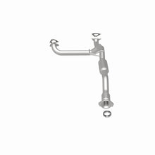 Load image into Gallery viewer, MagnaFlow Direct Fit Catalytic Converter 2015 Colorado 3.6 Underbody