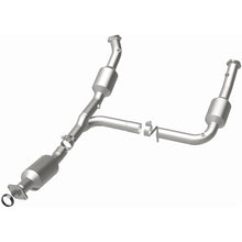 Load image into Gallery viewer, MagnaFlow 04-05 Ford Explorer 4.6L Direct Fit Converter