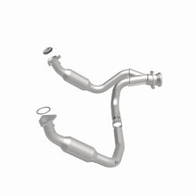Load image into Gallery viewer, MagnaFlow 09-10 Cadillac Escalade 6.2L Direct Fit Converter