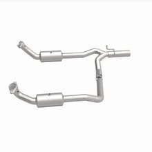 Load image into Gallery viewer, MagnaFlow 09-13 Ford E-350 Super Duty V10 6.8 OEM Underbody Direct Fit Catalytic Converter