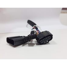 Load image into Gallery viewer, Shiftpower SP27 Throttle Response Controller