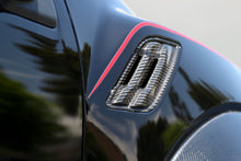 Load image into Gallery viewer, Ford F-150 Raptor Fender Vents 2017-2020                      Ford F-150 Raptor Fender Vents 2017-2020