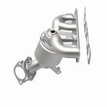 Load image into Gallery viewer, MagnaFlow 19-20 Hyundai Tucson OEM/EPA Compliant Manifold Catalytic Converter