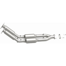 Load image into Gallery viewer, MagnaFlow 99-01 Volvo S80 2.8L Direct Fit Converter