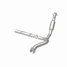Load image into Gallery viewer, MagnaFlow 07-08 Ford Expedition 5.4L Direct Fit Converter