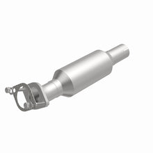 Load image into Gallery viewer, MagnaFlow Direct Fit Catalytic Converter 19-20 Kia Forte 2L Underbody